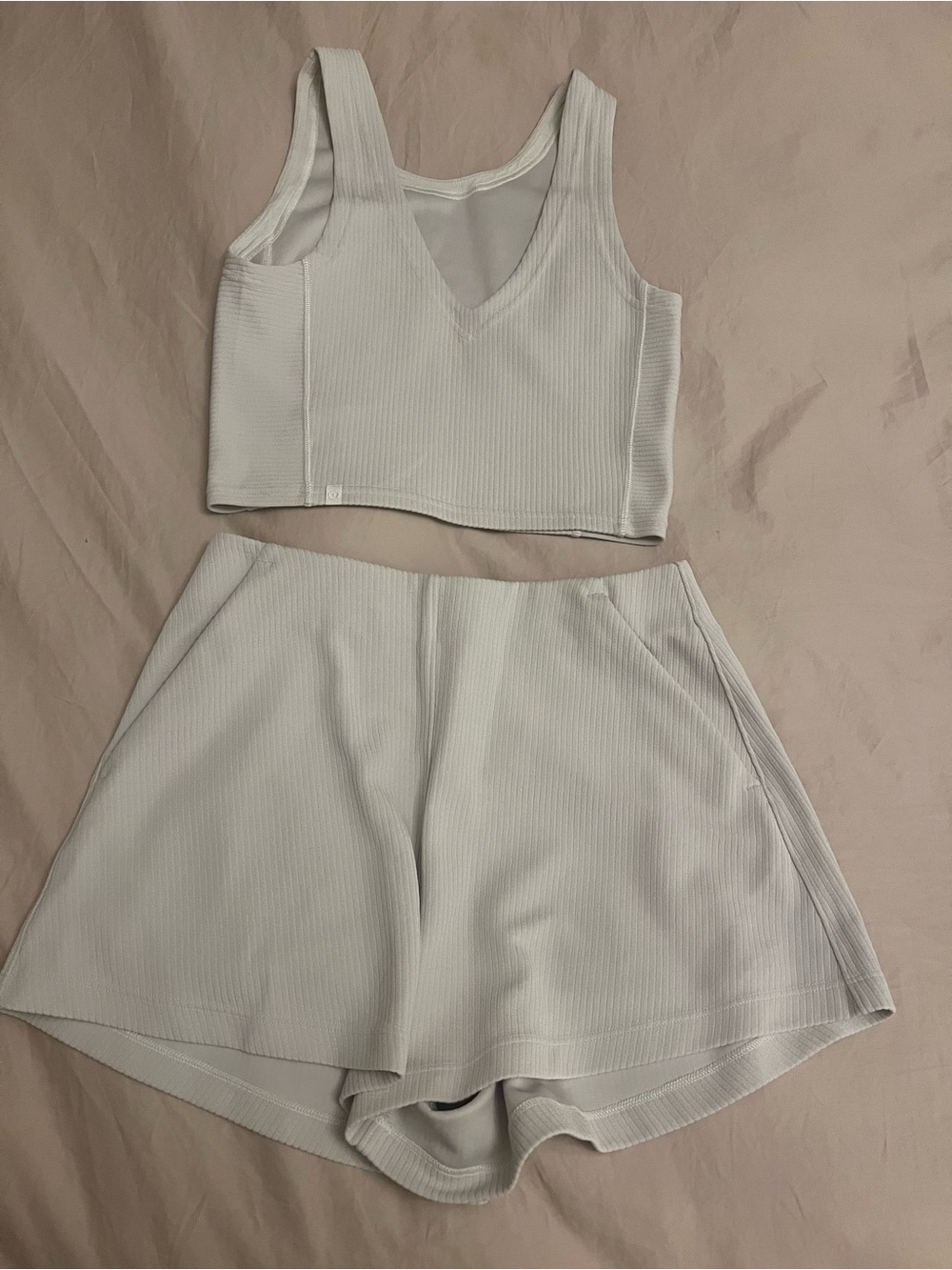 Lululemon Short & Tank Set Ivory Size 2/4